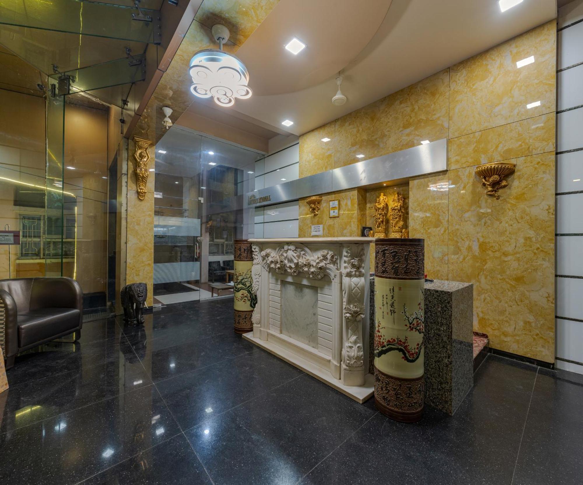 Hotel Surya Executive 3 Star Hotel Solapur Extérieur photo