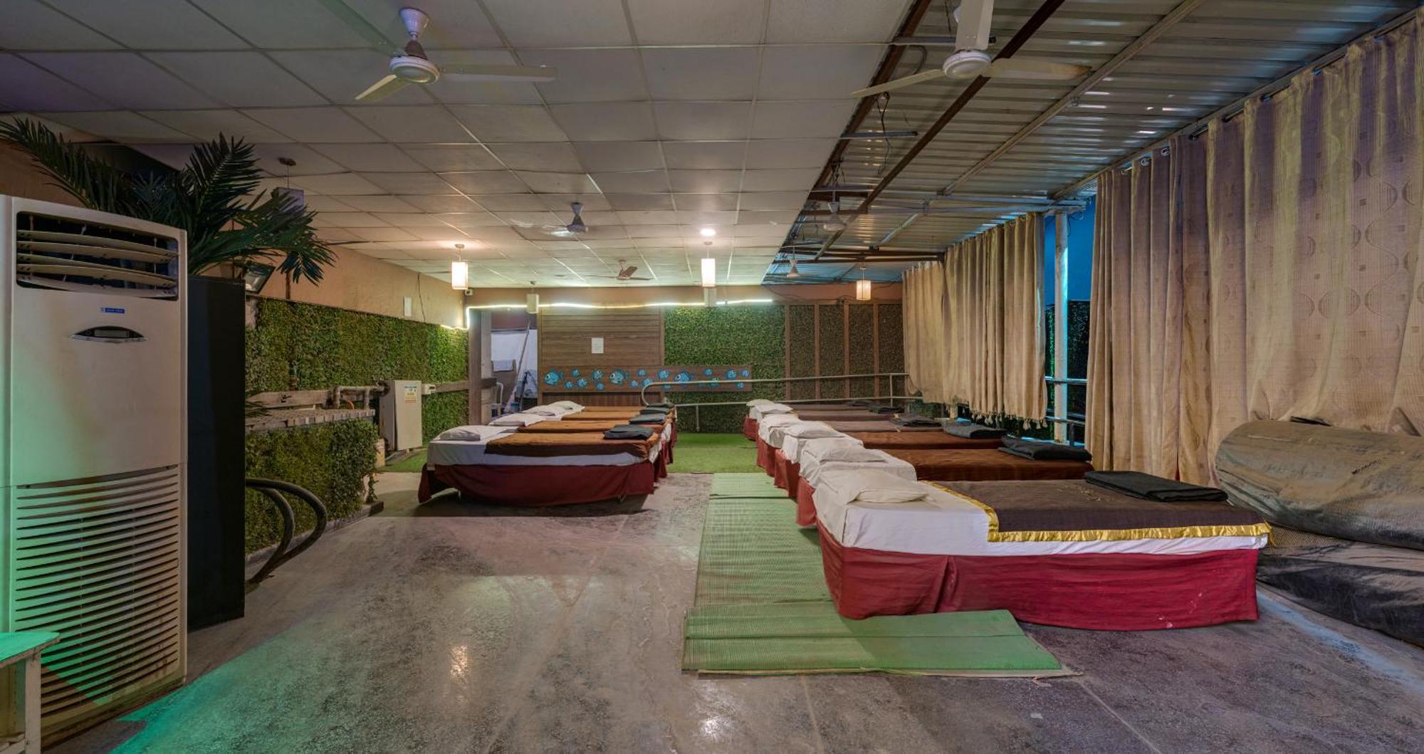 Hotel Surya Executive 3 Star Hotel Solapur Extérieur photo